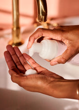 Indlæs billede til gallerivisning Gentle Cleansing Foam Travelsize