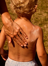 Indlæs billede til gallerivisning Kids Sun Lotion SPF 50 Travelsize