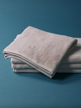 Indlæs billede til gallerivisning Bathroom Towel | Cloud