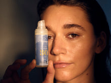 Indlæs billede til gallerivisning Sun Face Serum SPF 30