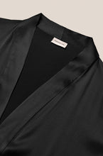 Indlæs billede til gallerivisning The Silk Robe | Black | Size 1