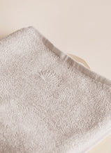 Indlæs billede til gallerivisning Bathroom Towel | Cloud