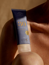 Indlæs billede til gallerivisning Sun Body Lotion SPF 30 Travelsize