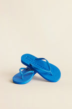 Indlæs billede til gallerivisning Rudolph Care &amp; Sleepers | Blue Flip Flops - Slim Strap | Size 37